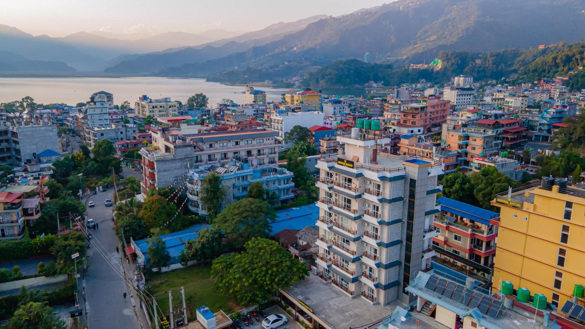 Majheri Resort And Spa Pokhara Exterior foto