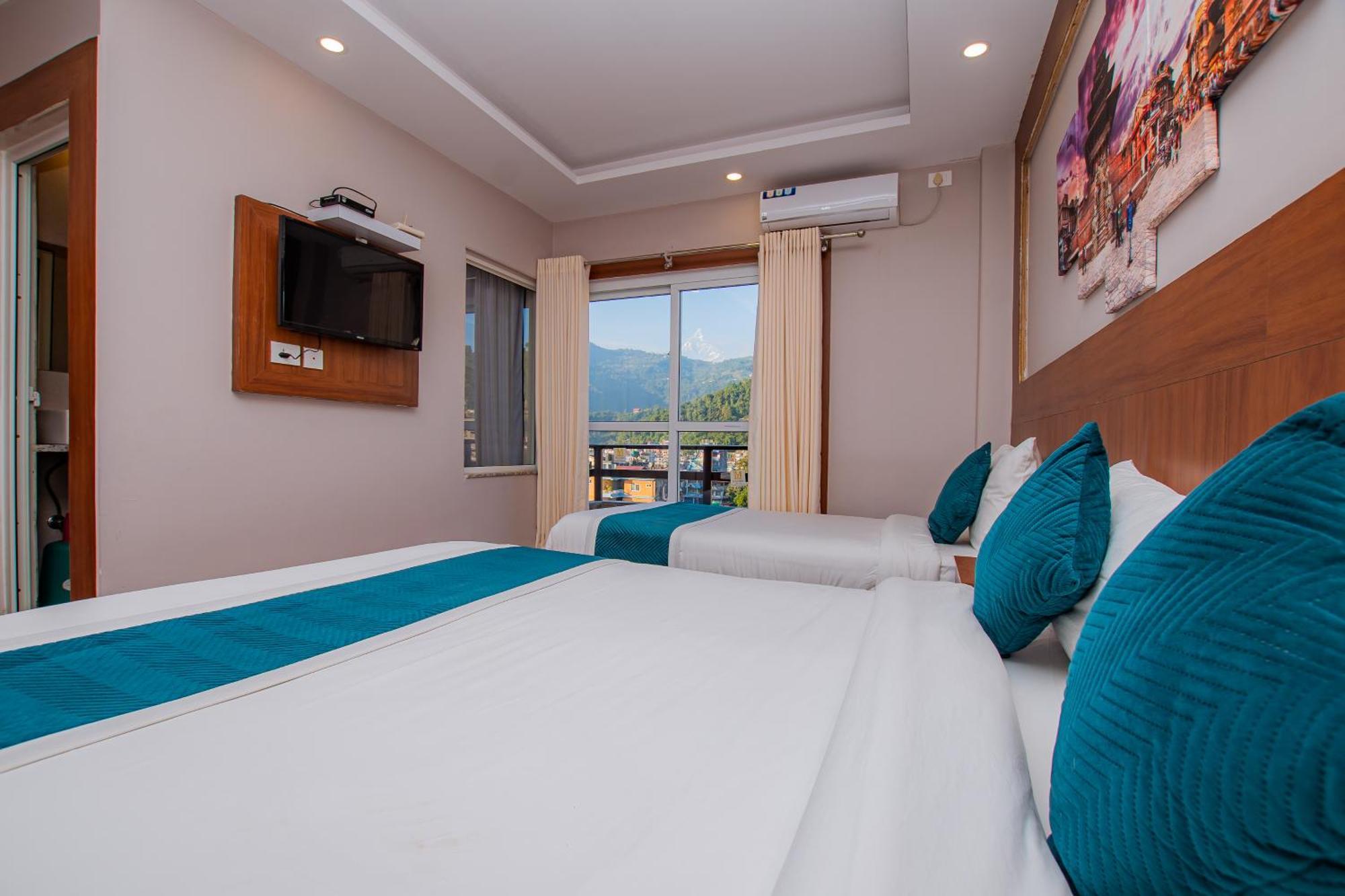 Majheri Resort And Spa Pokhara Exterior foto
